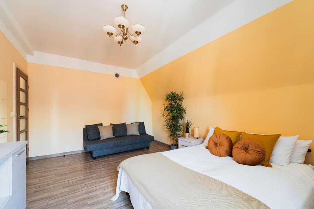 Market Square - Street Rynek 24 -2 Apartament *